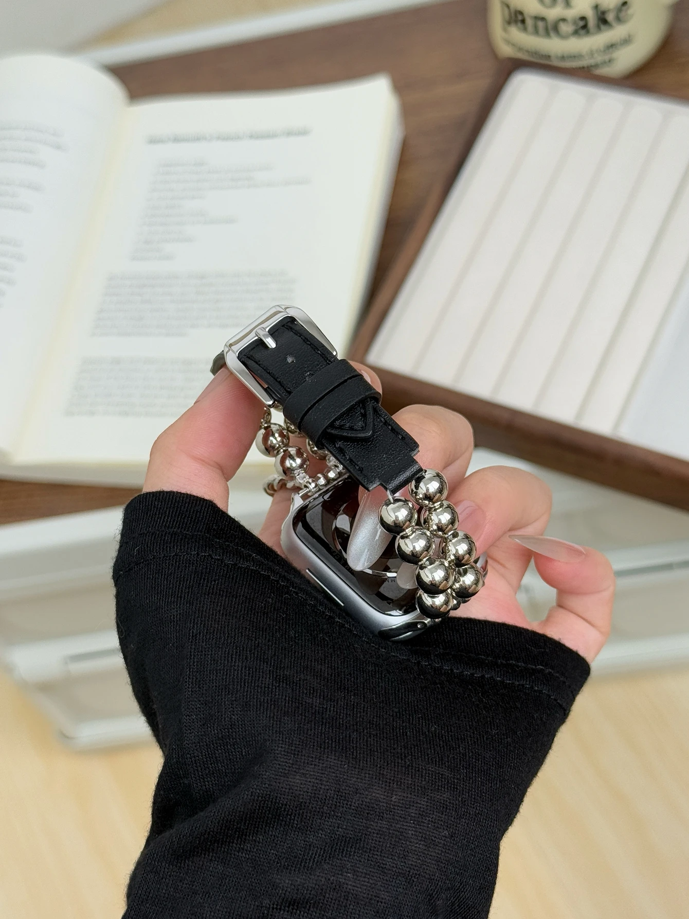 Новые бусины, кожаная петля для Apple Watch, женский ремешок серии Ultra 10/9/8/7/6, 38 мм, 40 мм, 41 мм, 42 мм, 44 мм, 45 мм, 46 мм, ремешок