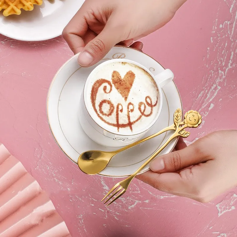 Lovely Stainless Steel Spoon Smiley Sunflower Handle Coffee Spoon Fork Dessert Ice Cream Spoon Tea Spoon Kitchen Accessories