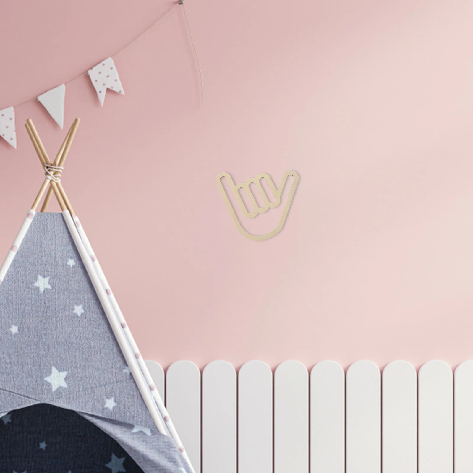 

Wooden Wall Sticker Hand Shape nament for Children's Room Bedroom Living Room Office Fine Craftsmanship Creative Rustic