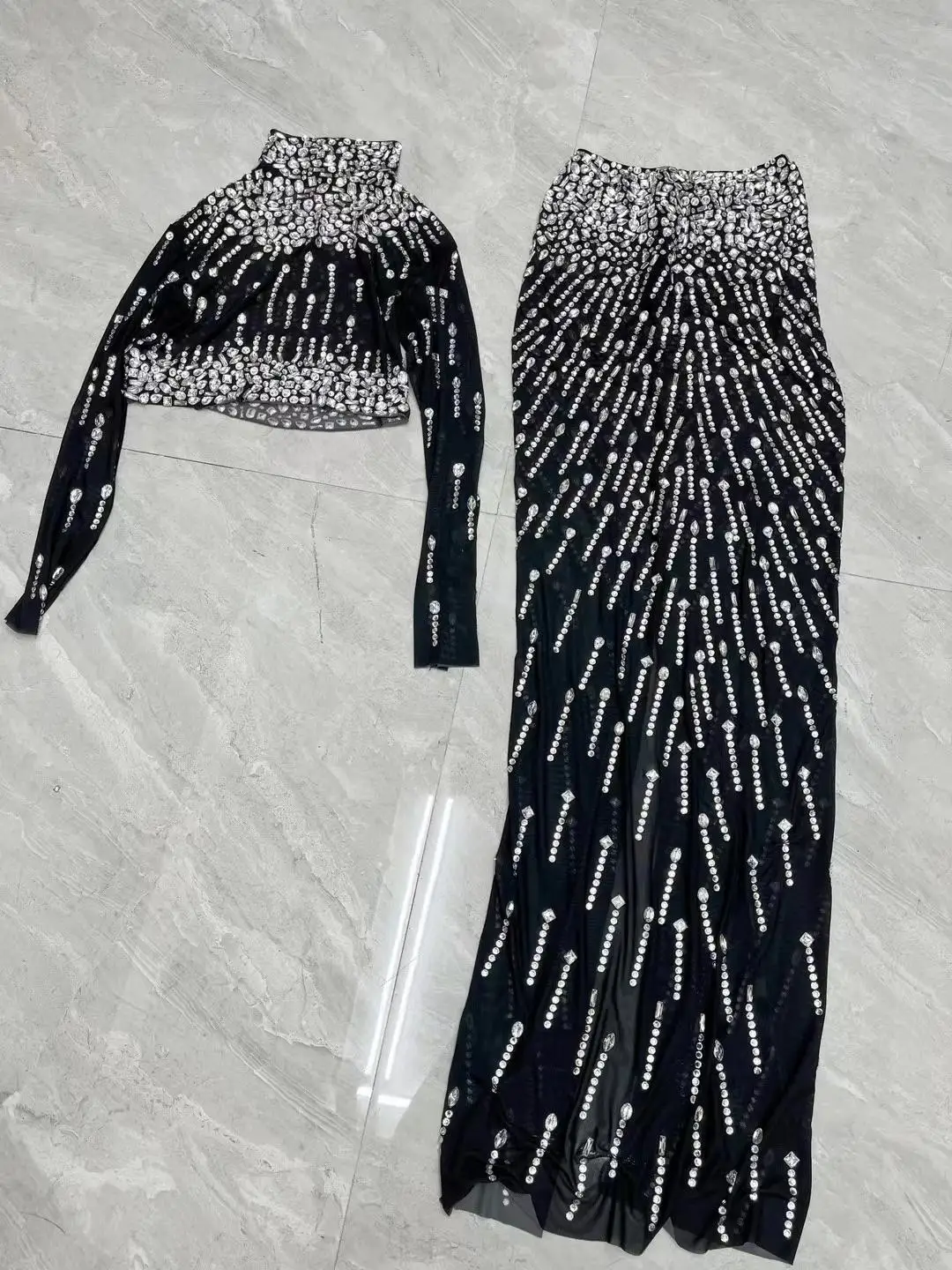 キラキラダイヤモンドセクシーなトップスドレス 2 点セットイブニングパーティー結婚式祝う衣装女性の誕生日ダンサー歌手のドレス Huoshu