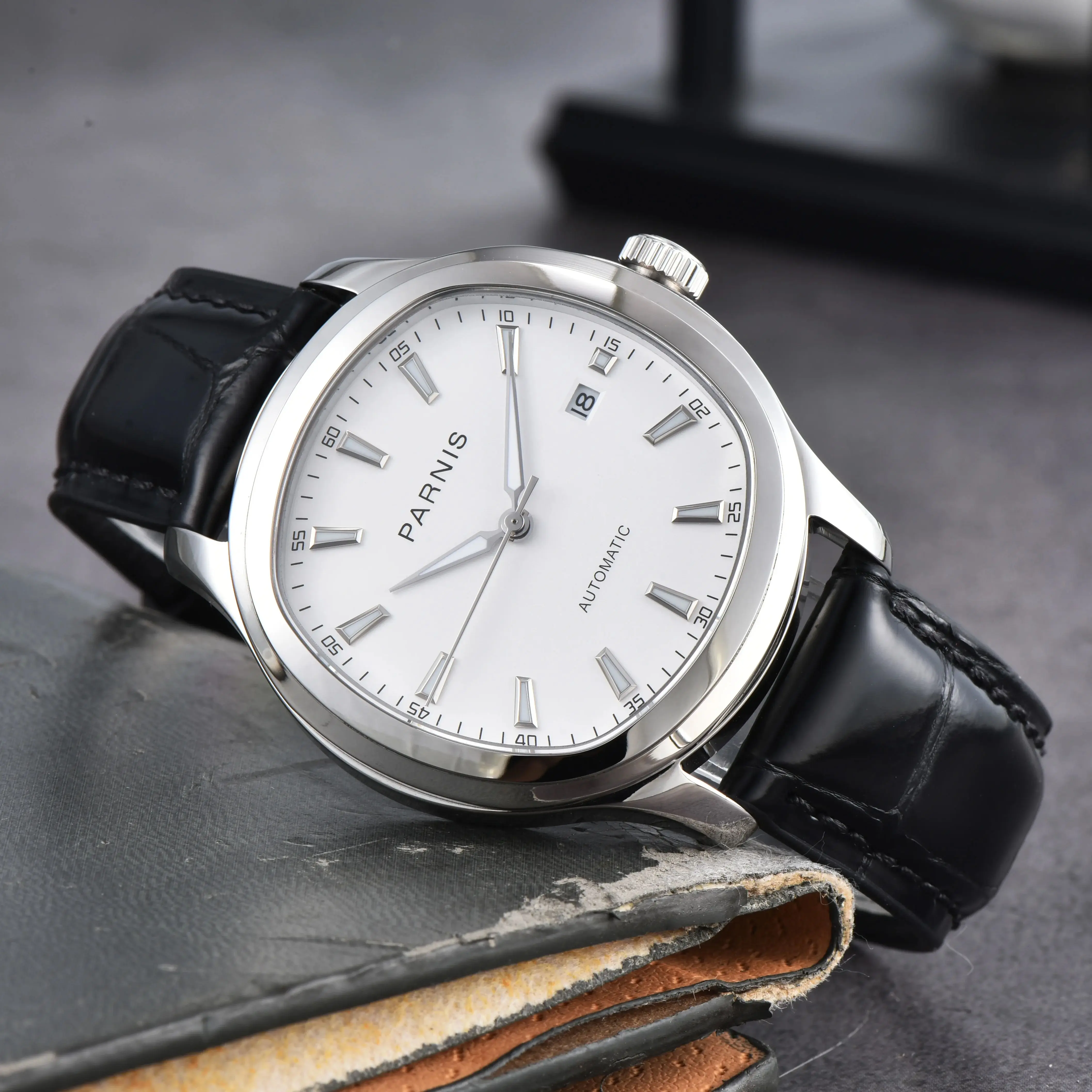 2025 ファッションパーニス 41 ミリメートルシルバーケースメンズ自動機械式時計サファイアクリスタル高級御代田 8215 腕時計男性用リロイギフト