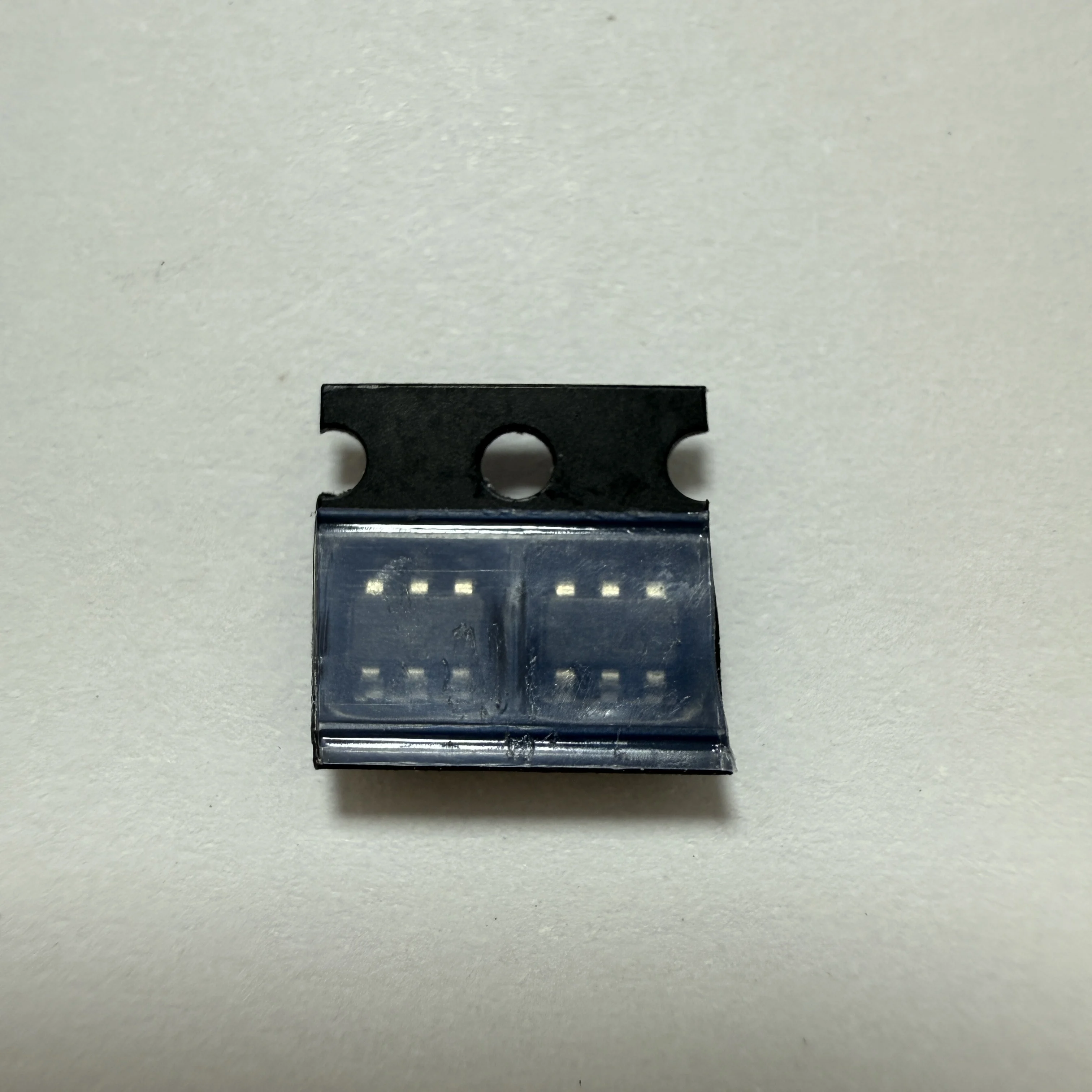 2PCS/LOT ADA4097-1BUJZ-R5 (Operational Amplifier)