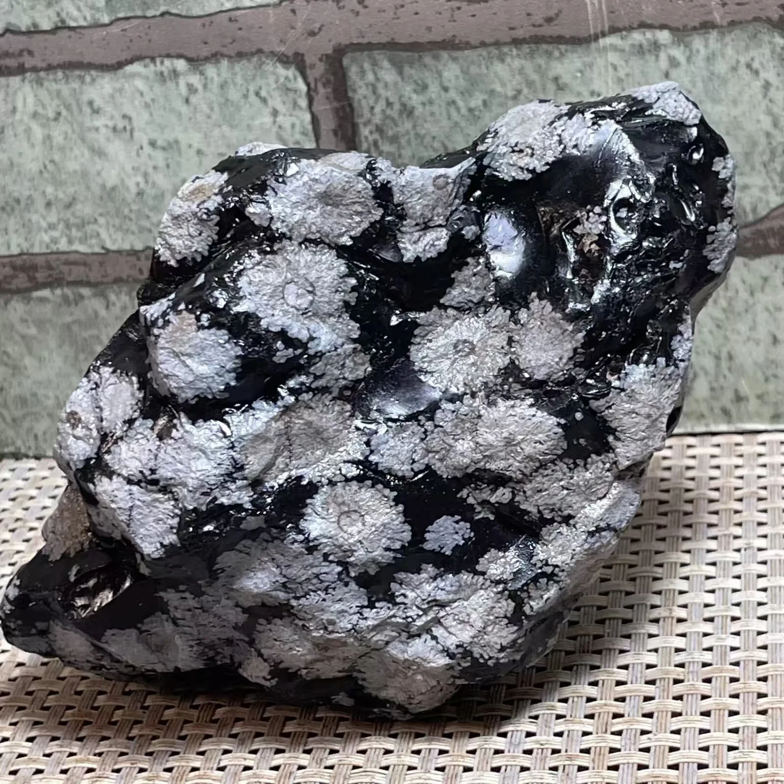 Natural Snowflake Obsidian, Crystal Quartz, Raw Stone, Energy, Air Purification, Divination, Gift, Aquarium Decoration