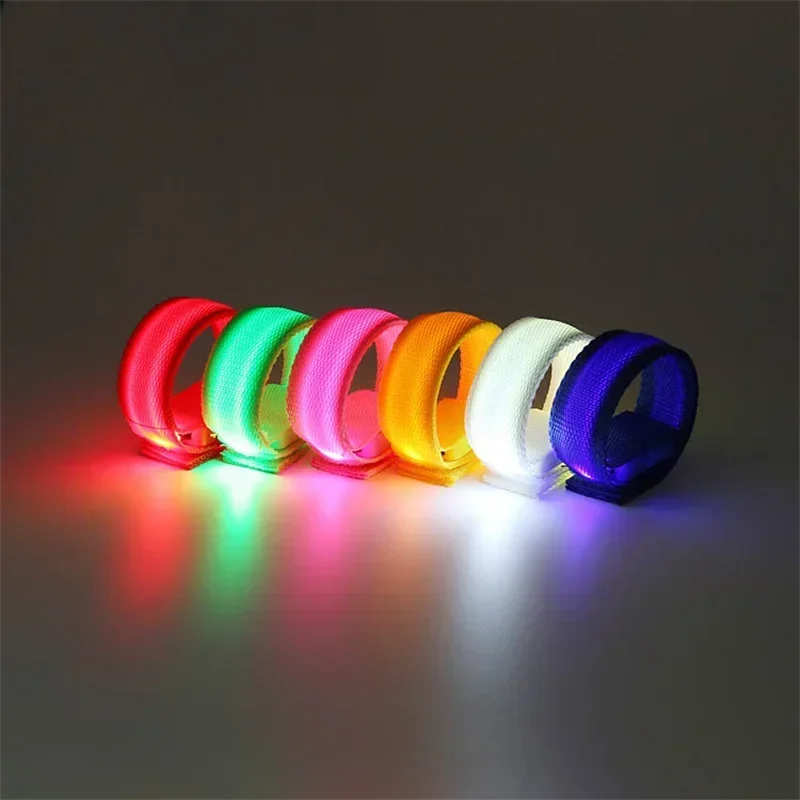 Pulsera luminosa Led para concierto, fiesta, Bar, pulsera luminosa con Velcro, correa de muñeca deportiva luminosa LED, suministros para fiestas