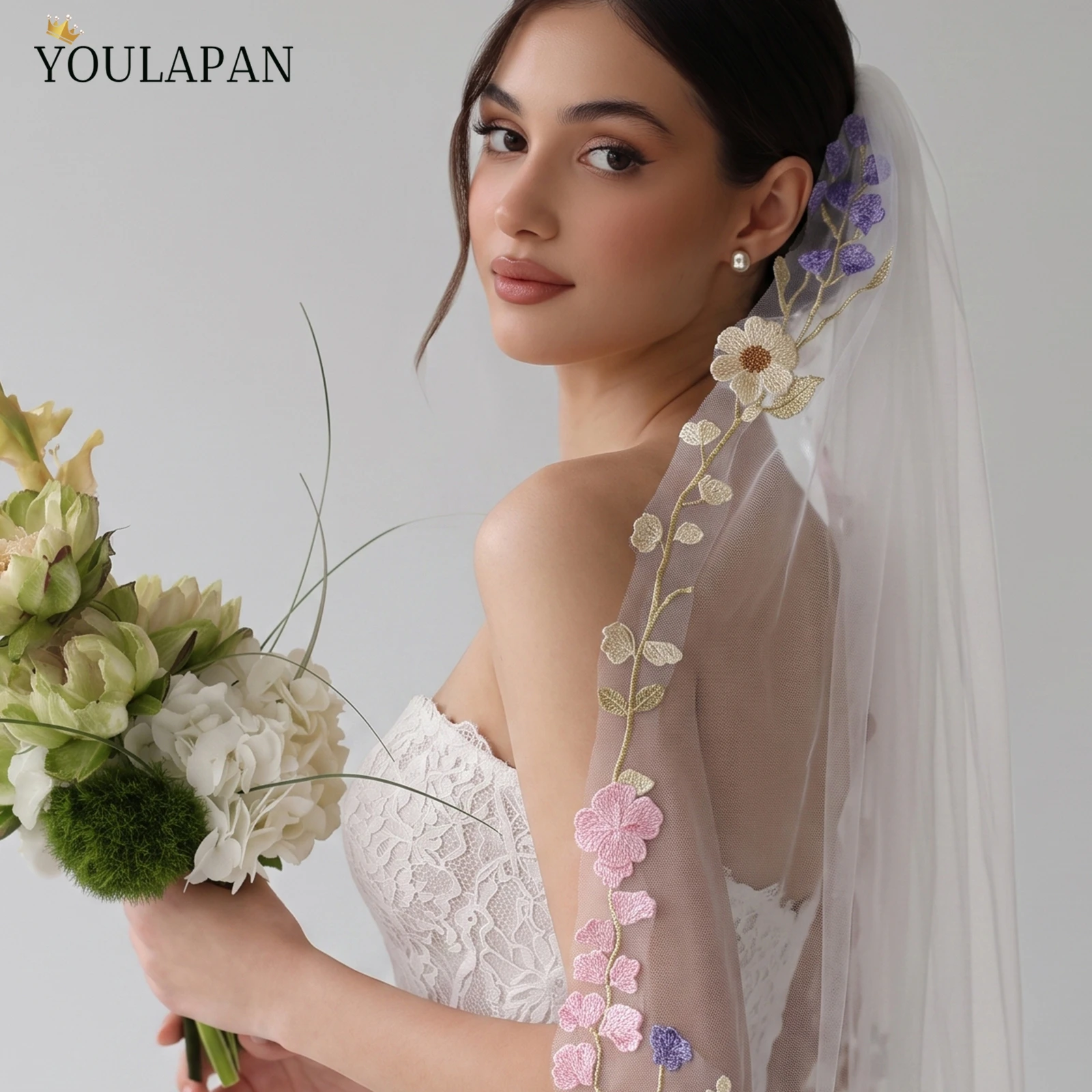 TOPQUEEN Flower Lace Veil with Comb Lace Trimming Wedding Bridal Veil Fingertip Veil Floral Outdoor Veil All Around Lace V396