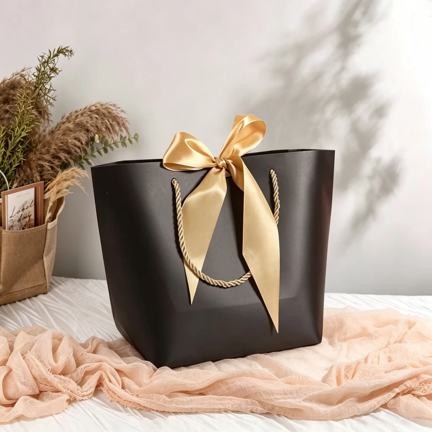 Geschenktüte mit Schleifenband, recycelbare DIY-Papiertüten für Kleidung, Hochzeit, Geburtstagsfeier mit Griffen, Feierdekoration, 10 Stück – Detail 7