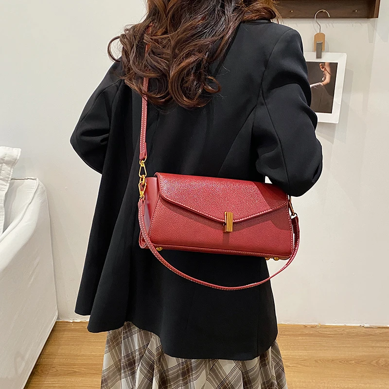 

Новая модная женская маленькая квадратная сумка, роскошная модная винтажная сумка через плечо, элегантная минималистичная сумка на плечо для женщин