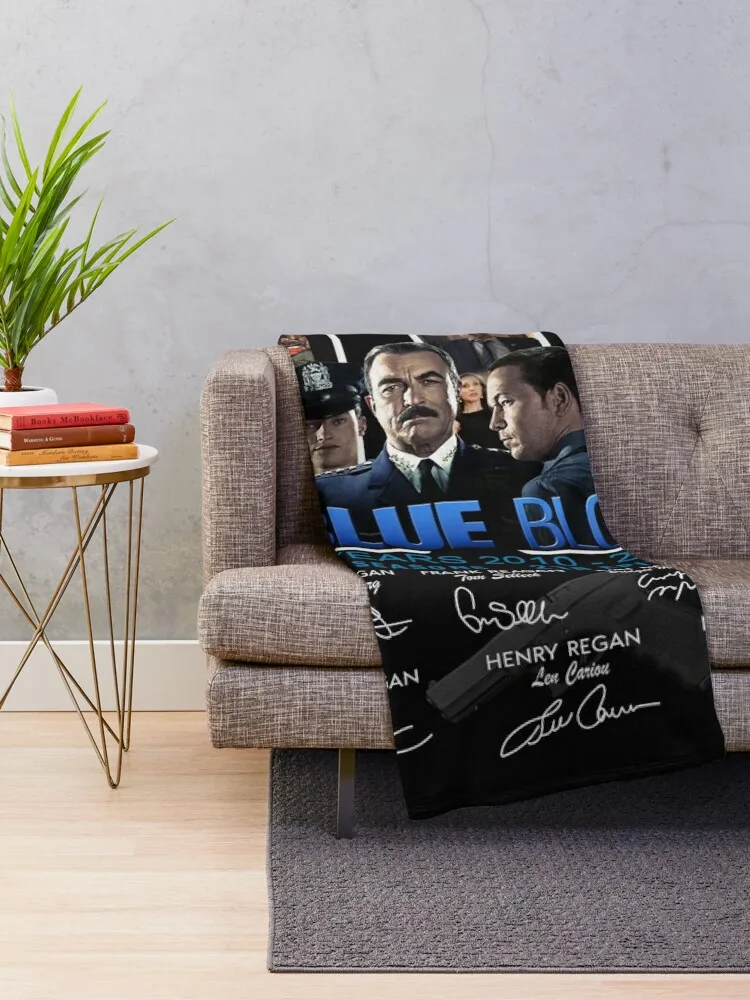 Blue Bloods year 2010 – 2020 10 seasons 218 episodes signatures shirt Throw Blanket wednesday Soft Blankets