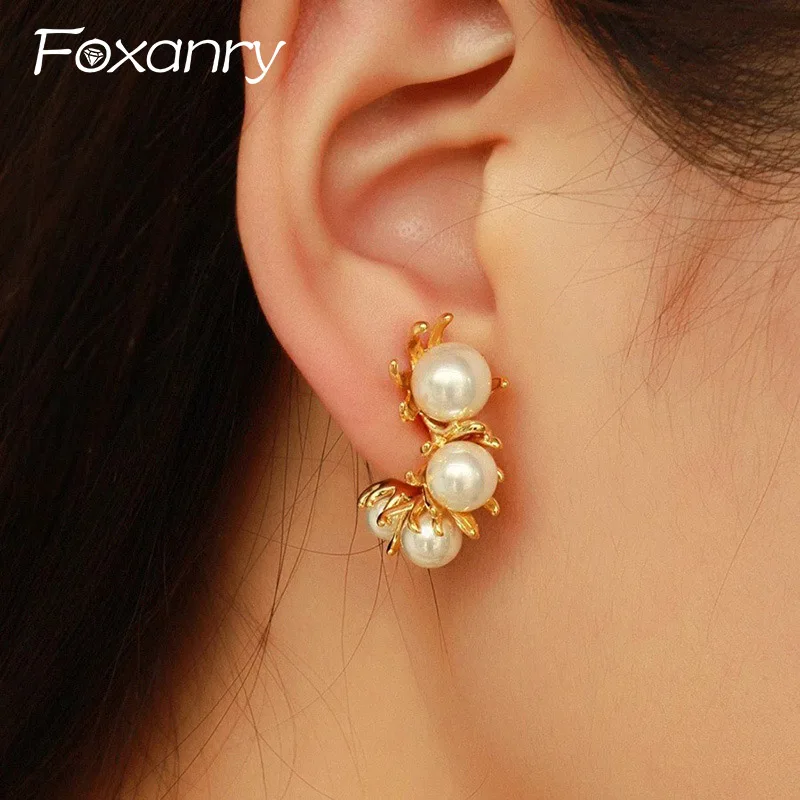 Foxanry pendientes de Clip de perlas de Color dorado para mujeres y niñas, moda creativa Vintage, regalos de joyería de aniversario suaves y elegantes