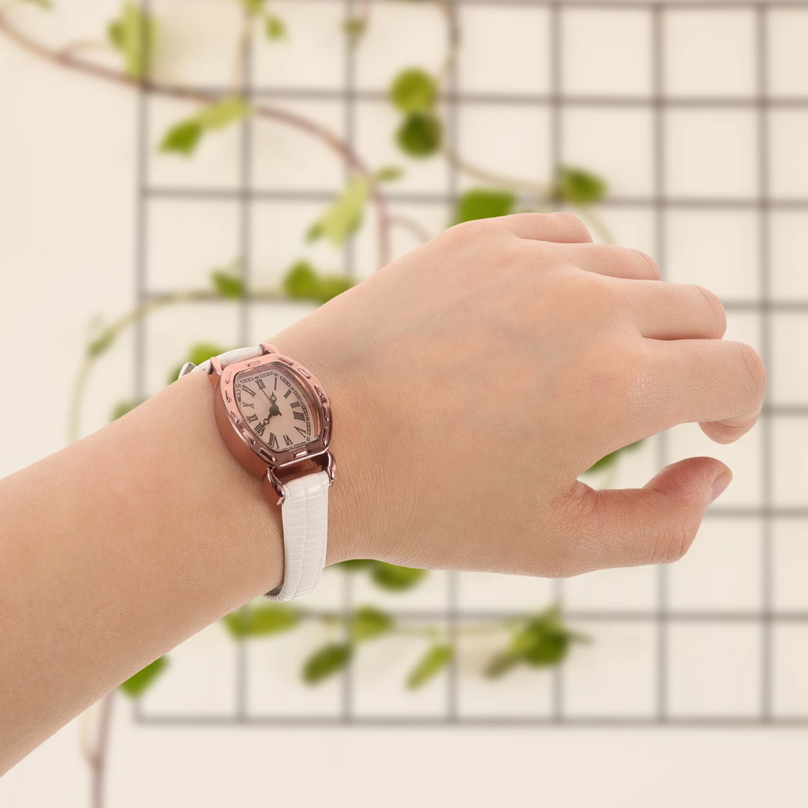 

Retro Watch Female Vintage Key Chain Women Wrist for Girl Stainless Steel Lady Man Women's Watches