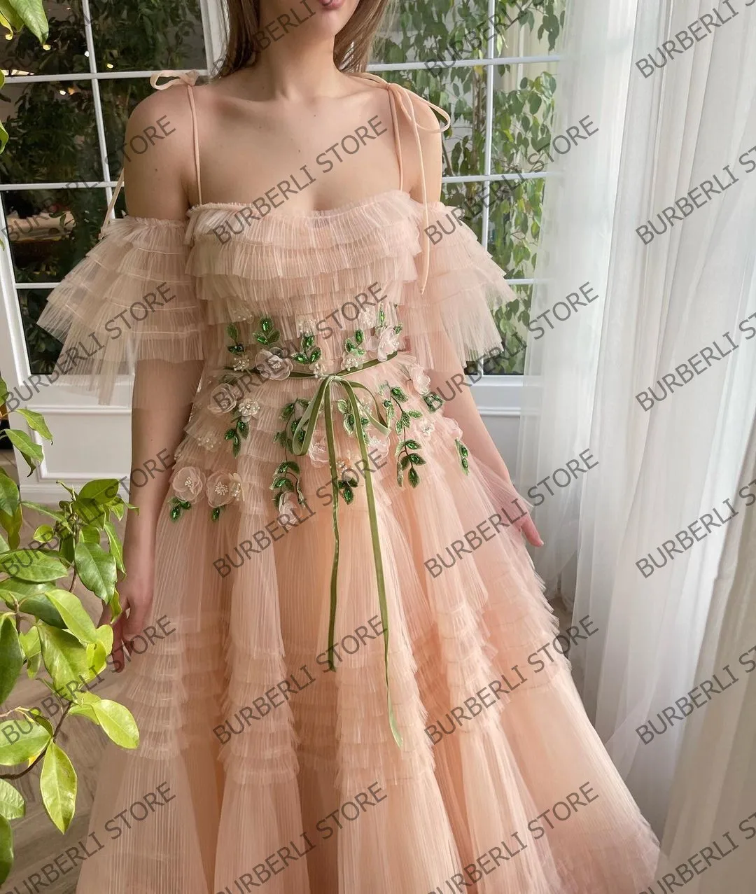 Dreamlike Nude Mesh Prom Dresses Spaghetti Strap Ruffles Tiered Tulle Evening Party Dress Puffy Long Mesh Formal Pageant Gowns