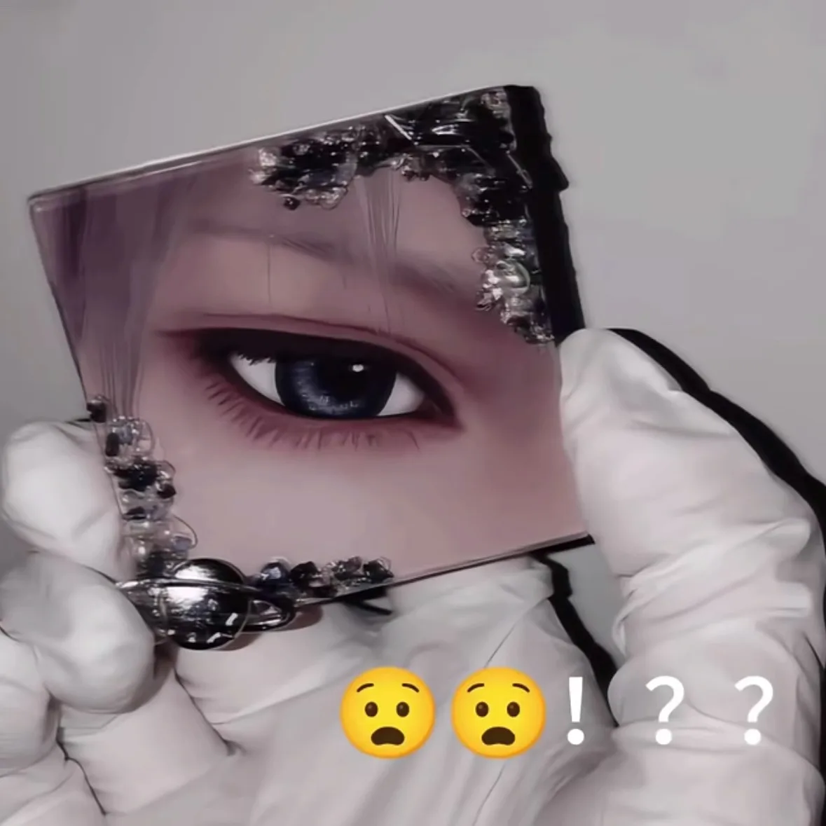 

Love and Deep Space Shen Xinghui Eye Moving Reflective Acrylic Keychain High Value Gift for Best Friend