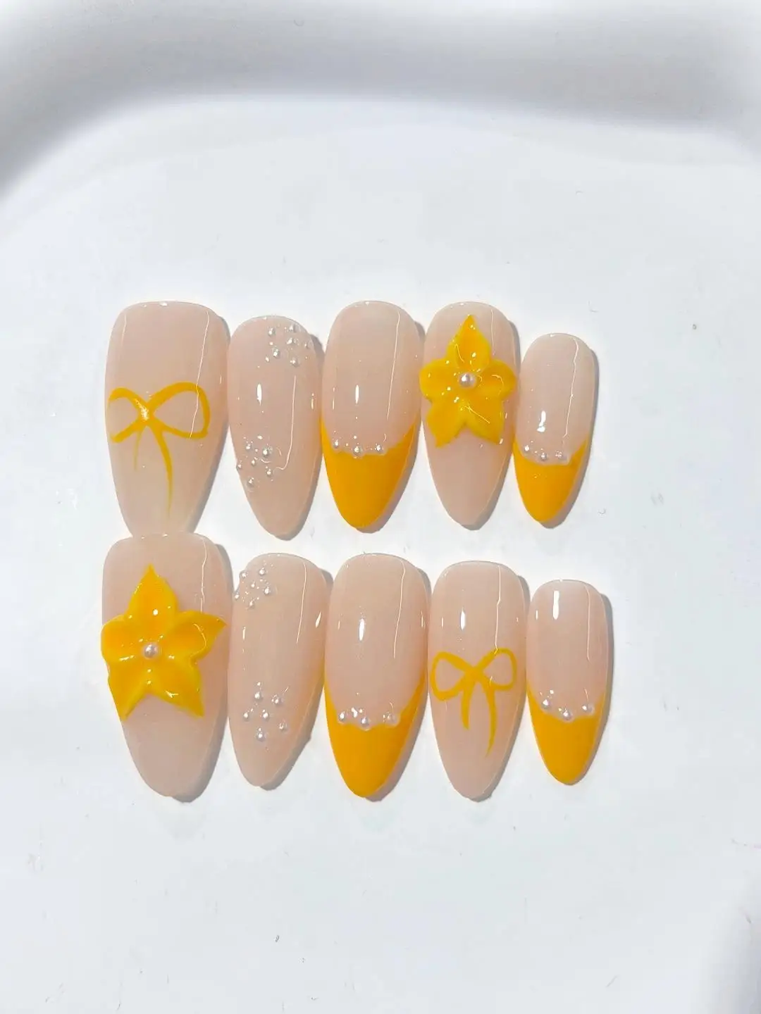 

Elegant and Accessible Luxury Style Nail Art Wearable Manicure (D359)