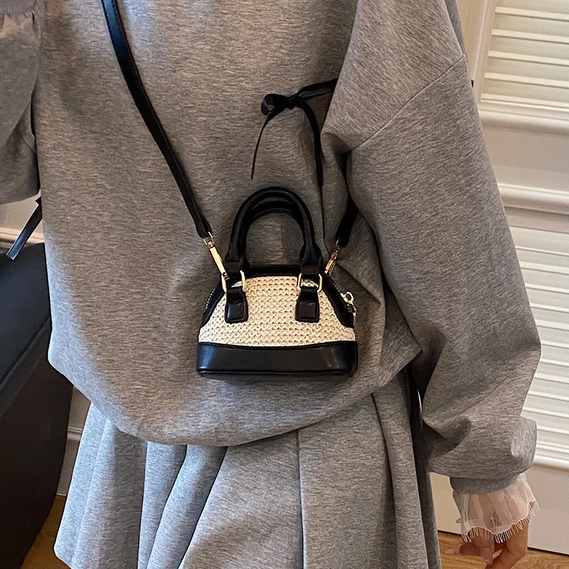

2025 Trendy Colorblock Mini Shell Bag Cute Retro Shoulder Purse for Girls Fashionable Handheld Ins Style Kids Crossbody