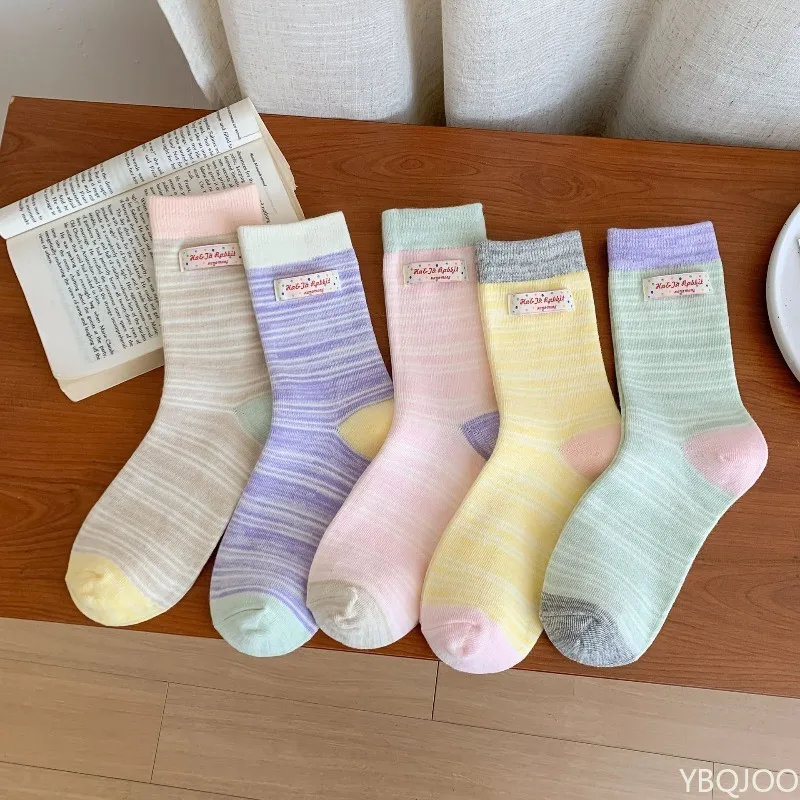 

5 pairs Spring Autumn New Fashionable Versatile Mid tube Socks Women Casual Comfortable Cotton Socks Simple Color Women's Socks