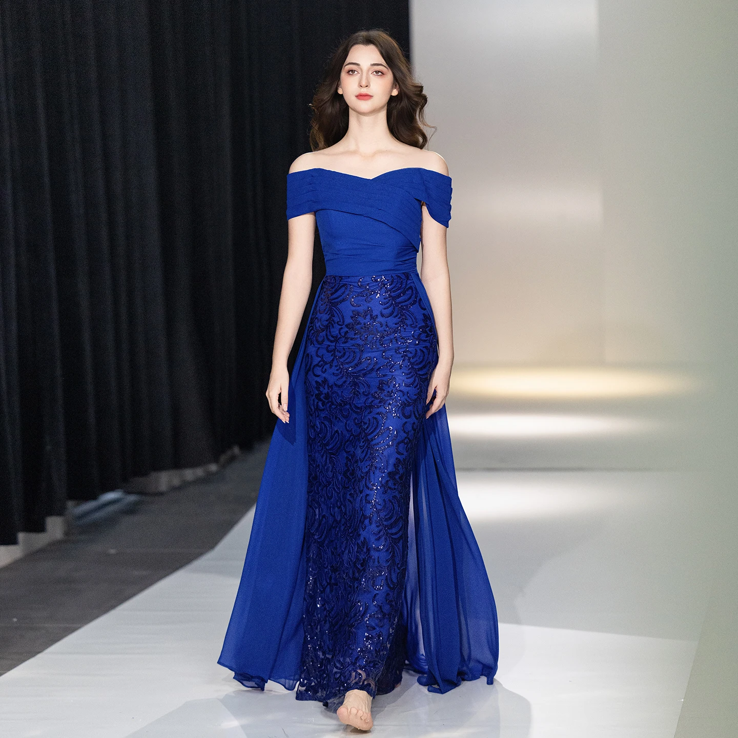 Royal Blue Off Shoulder Mermaid Evening Dress Floral Sequin Chiffon Side Train Floor Length Mother Of Bride Formal Gown image 3
