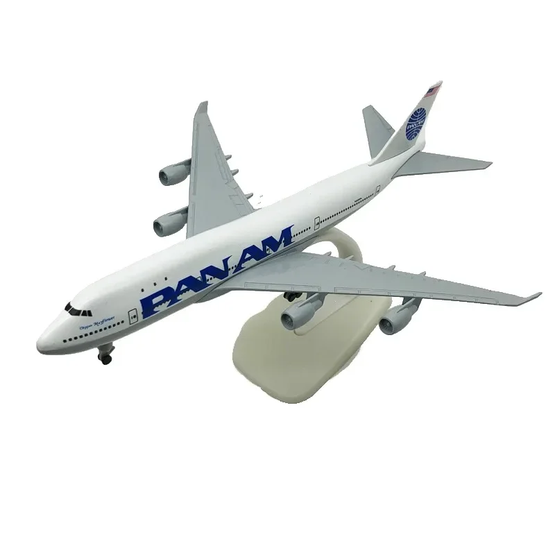 New Scale 1:200 20cm B747 PAN AM Airline Decorative Aircraft Model with Wheels Gear Exclusive Gift For Aircraft Fans