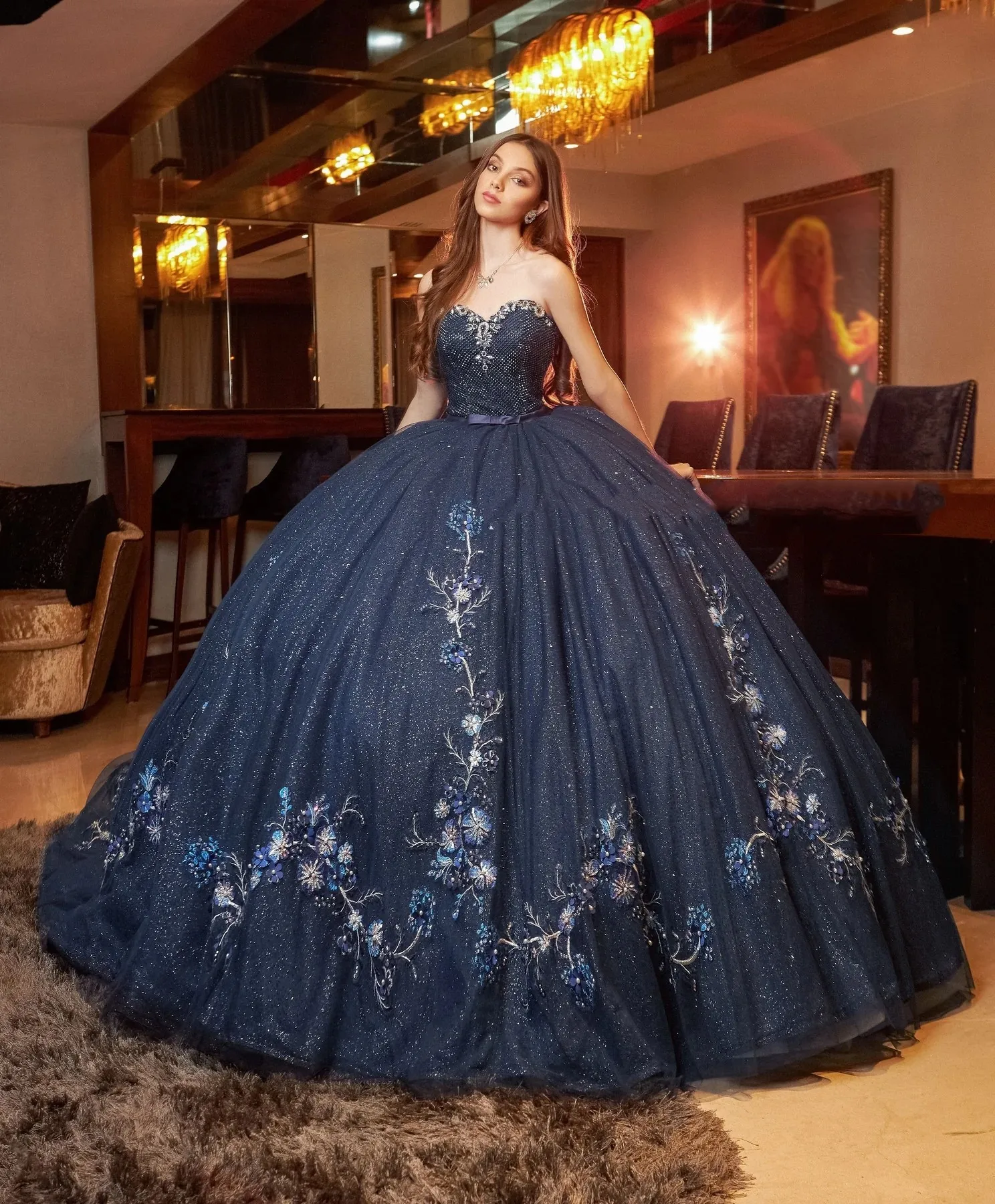 فساتين Quinceanera منتفخة باللون الأزرق الداكن ثوب حفلة على شكل قلب من التل الترتر مزين باللؤلؤ المكسيكي الحلو 16 فساتين 15 أنوس