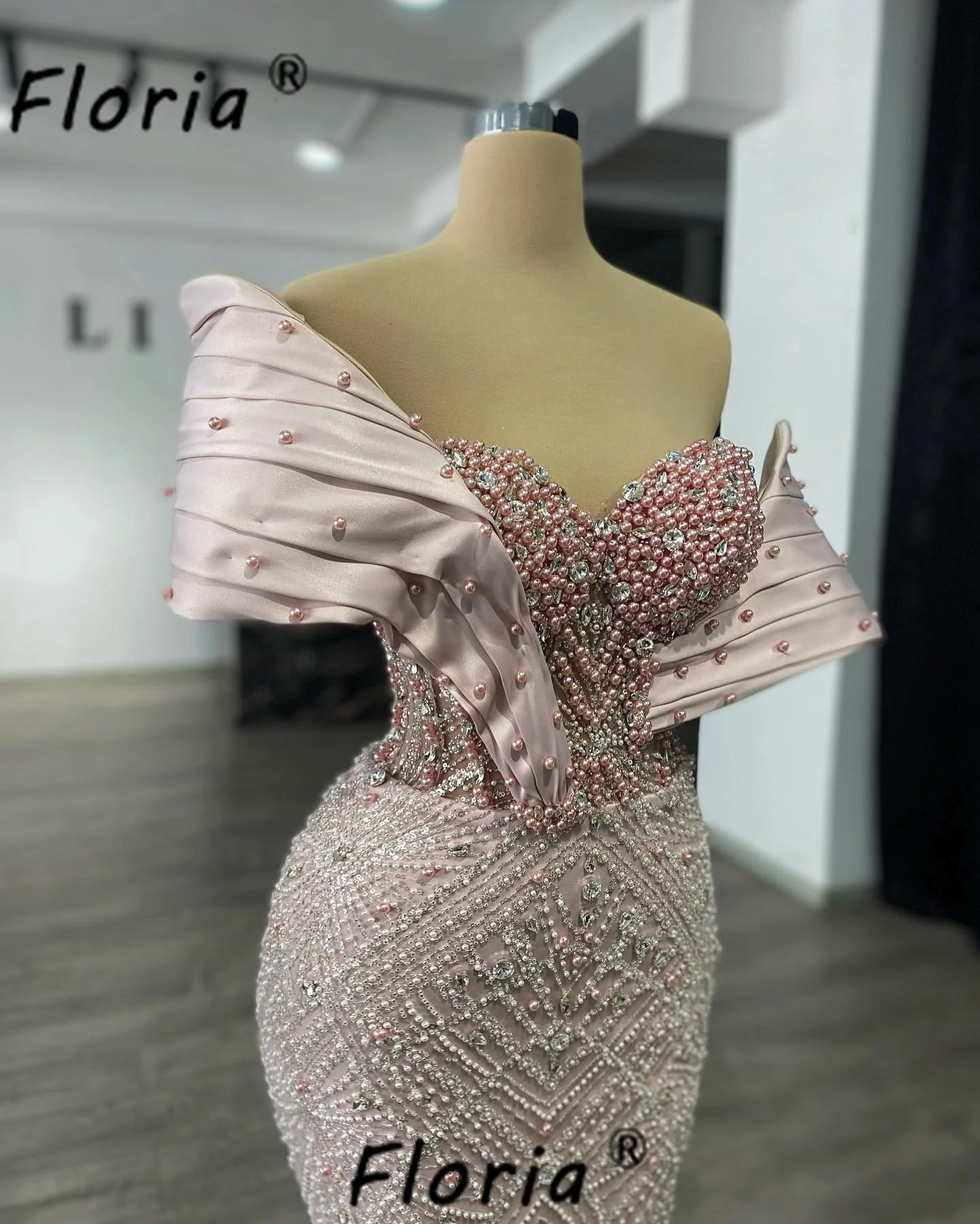 Luxury Beads Mermaid Evening Dresses 2025 Couture Pearls Crystal Dubai Party Prom Gown Customized robe pailletée femme soirée