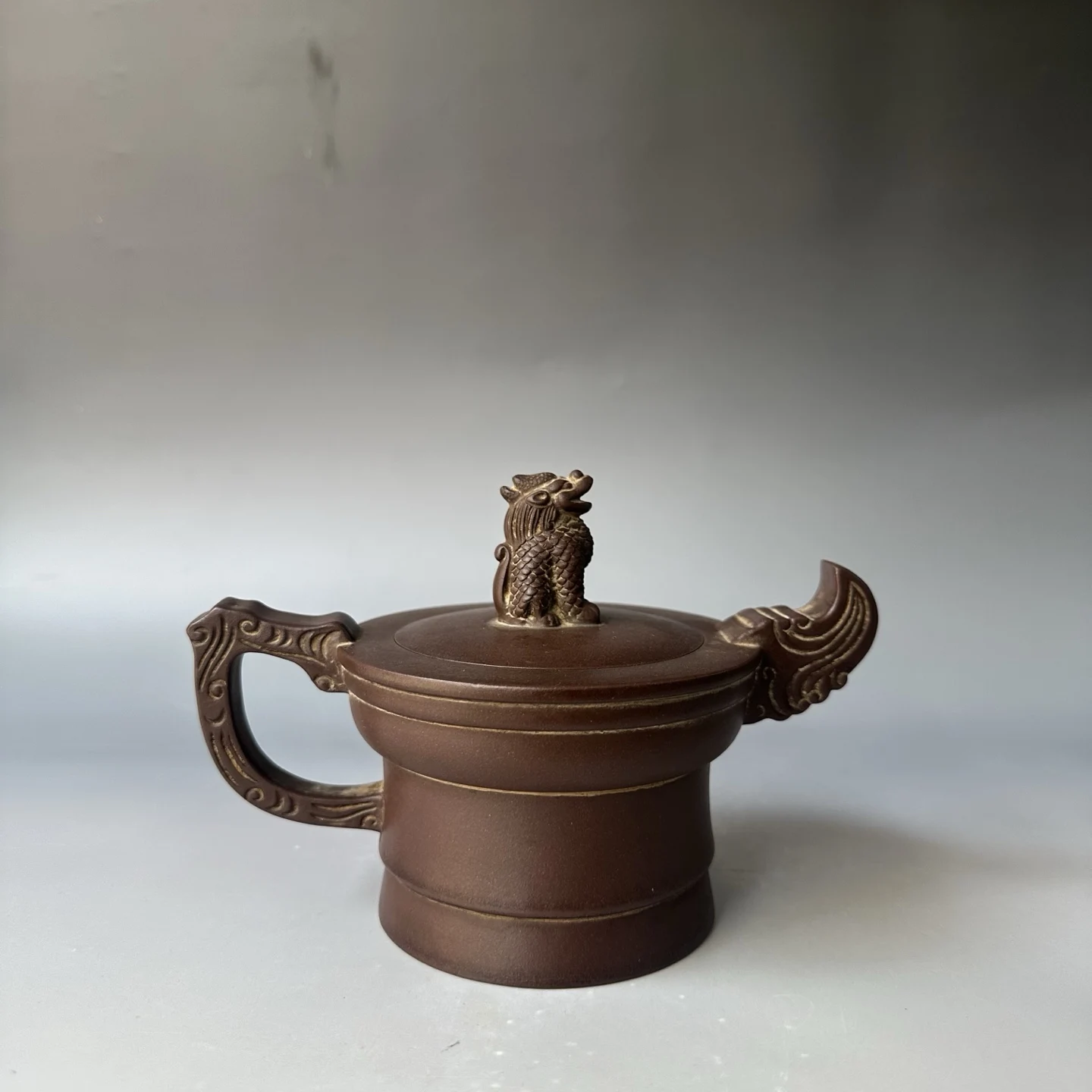 Old Chinese Handicraft Enameled YiXing Zisha Teapot,Lone Wolf,with mark, Free shipping