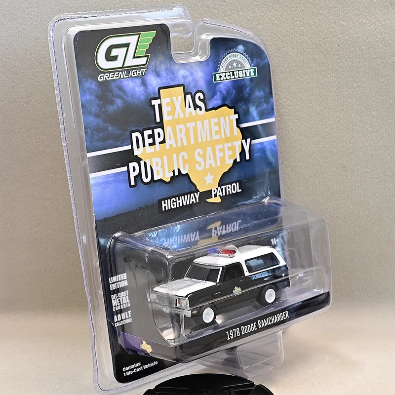 1:64 Greenlight 2023 Ford Mustang Gt دودج رام عالي السرعة باترول نوع 2 الهالوين محاكاة سبيكة نماذج سيارات مصبوبة ألعاب أطفال