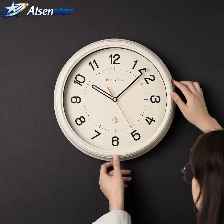 Vintage Vinyl Record Wall Clock Restaurant Decorative Painting Clock Living Room Art Clock Watch Home Decoration Ornaments