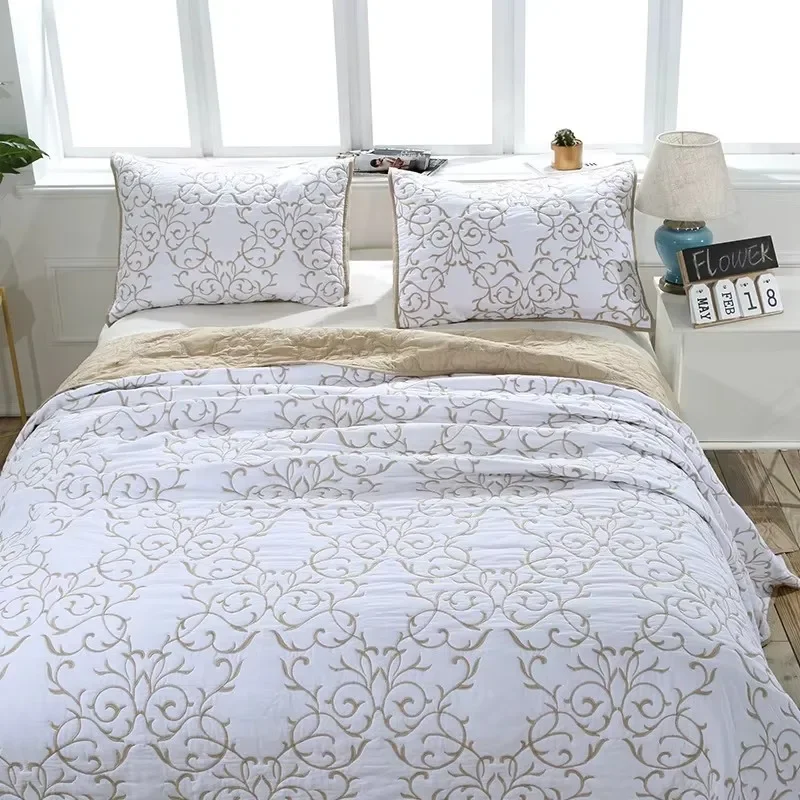 3pcs Cotton Quilt Set 3D Embroidered Quilted Bedspread King/Queen Size Summer Breathable Bedding Solid Color Design