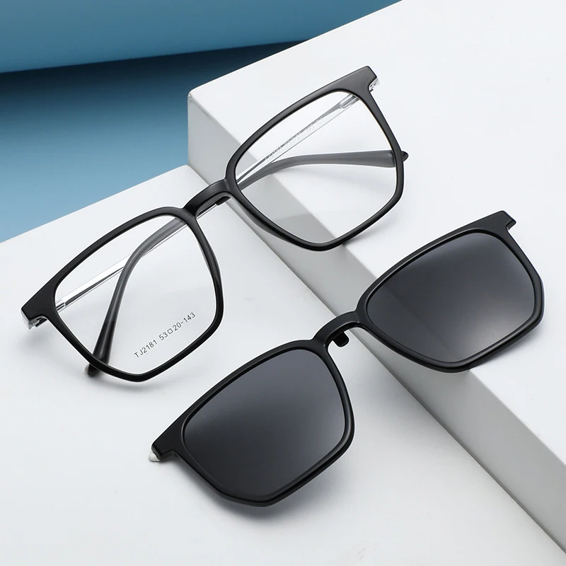 

Fashion Retro Square Eyewear Magnetic Clip-on Glasses Polarized Sunglasses Man Woman Optical Prescription Eyeglasses Frame 2181