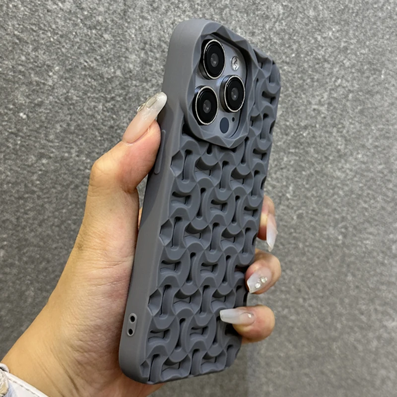 Ultra-thin Labyrinth pattern silicon phone case for iPhone 15 14 13 12 11 Pro Max titanium gray heat dissipation shockproof case