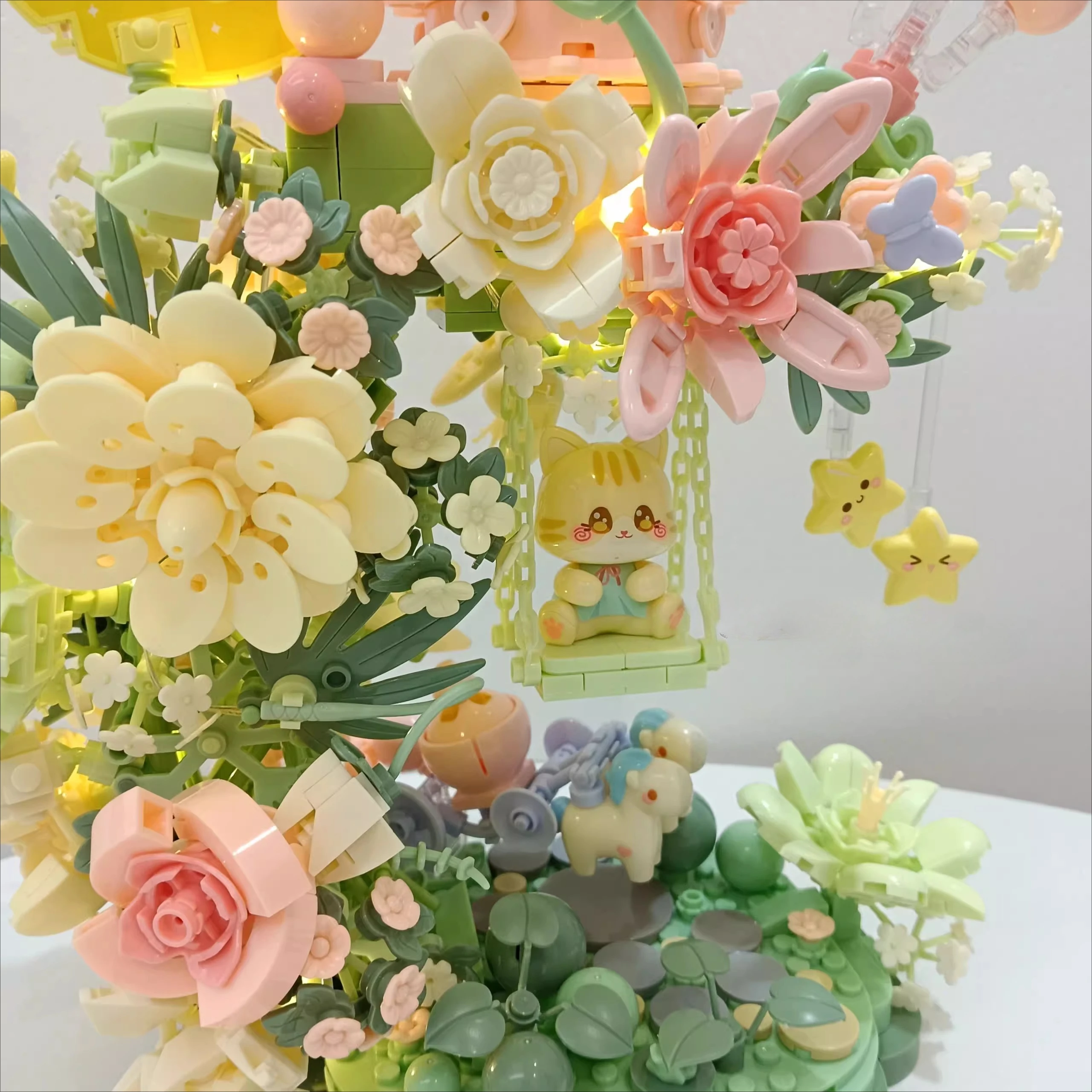 SEMBO-bloques de construcción de ensamblaje de flores fantásticas, modelos de arquitectura, decoraciones de escritorio para el hogar, adornos, regalos para niñas, juguetes