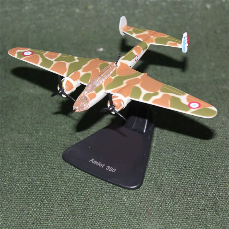 Diecast Alloy 1:144 amiot 350 bomber model,high quality fighter model toy,airplane toy gift for children,new hot sale