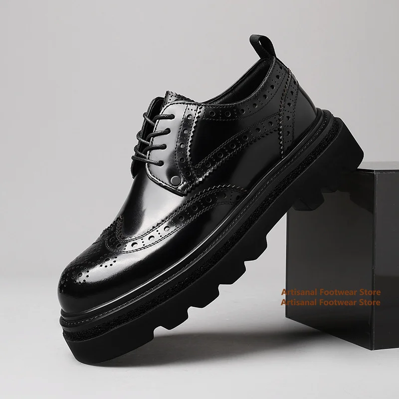 

Brogue Carved Shiny Leather Men's Shoes British Style Business Casual Leather Shoes Thick Soled Derby Shoes Trendy Men's Shoes