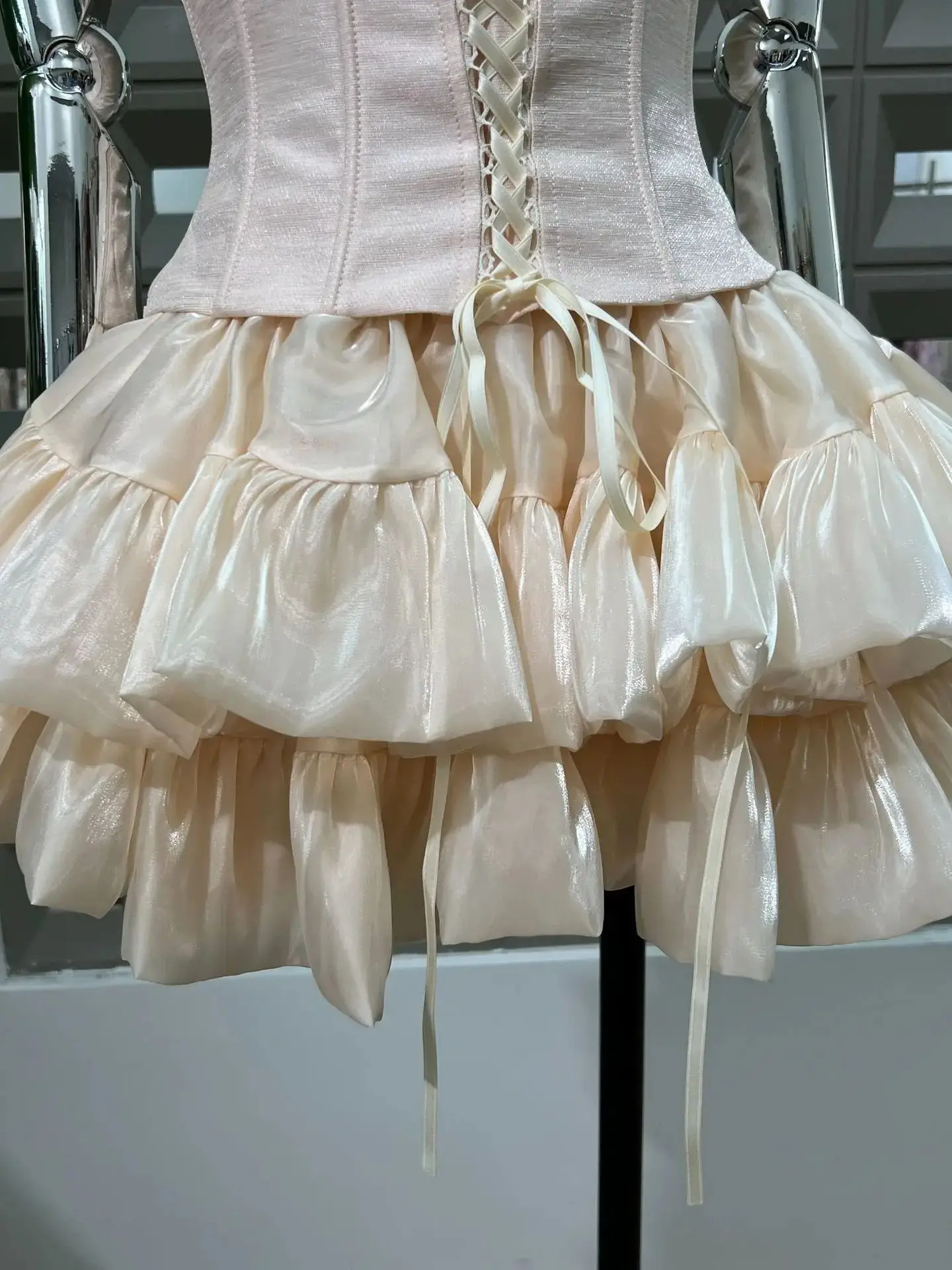 Ensemble deux pièces élégant en dentelle pour femmes, col carré, sans manches, gilet avec nœud papillon, tenue douce, jupe, robe de Banquet, nouvelle collection été