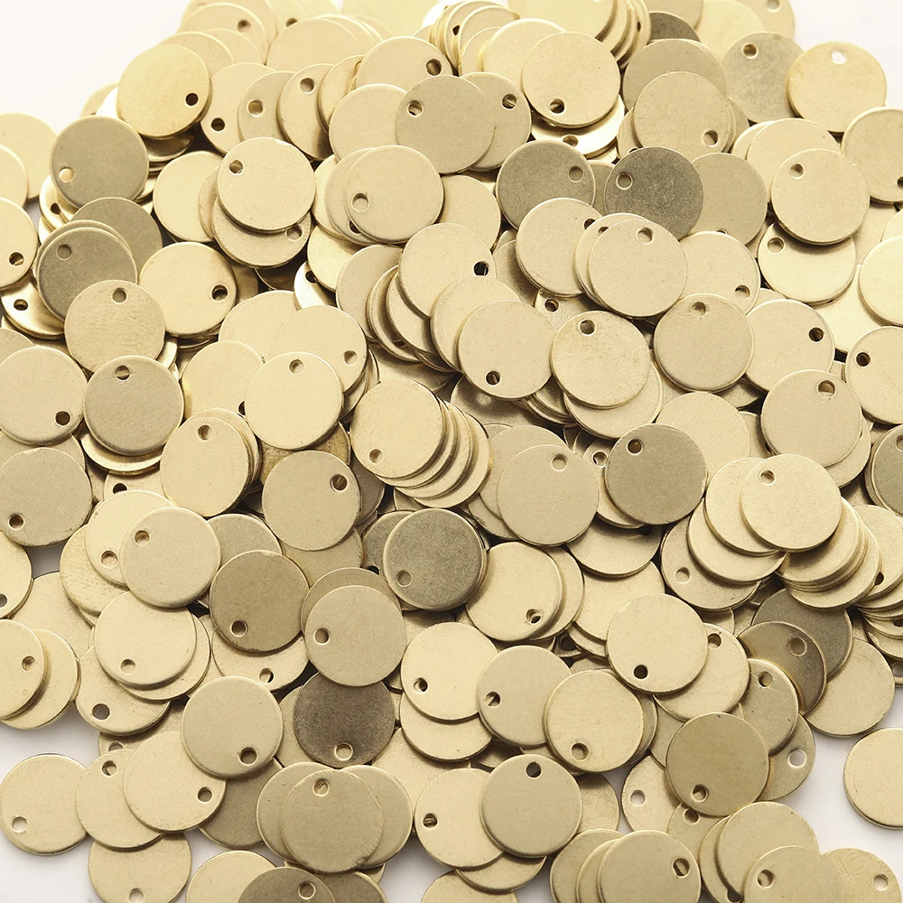 30 sztuk surowego mosiądzu płaskie okrągłe zawieszki 10mm koło puste znaczki do stemplowania wisiorek do kolczyków naszyjnik bransoletka elementy do wyrobu biżuterii
