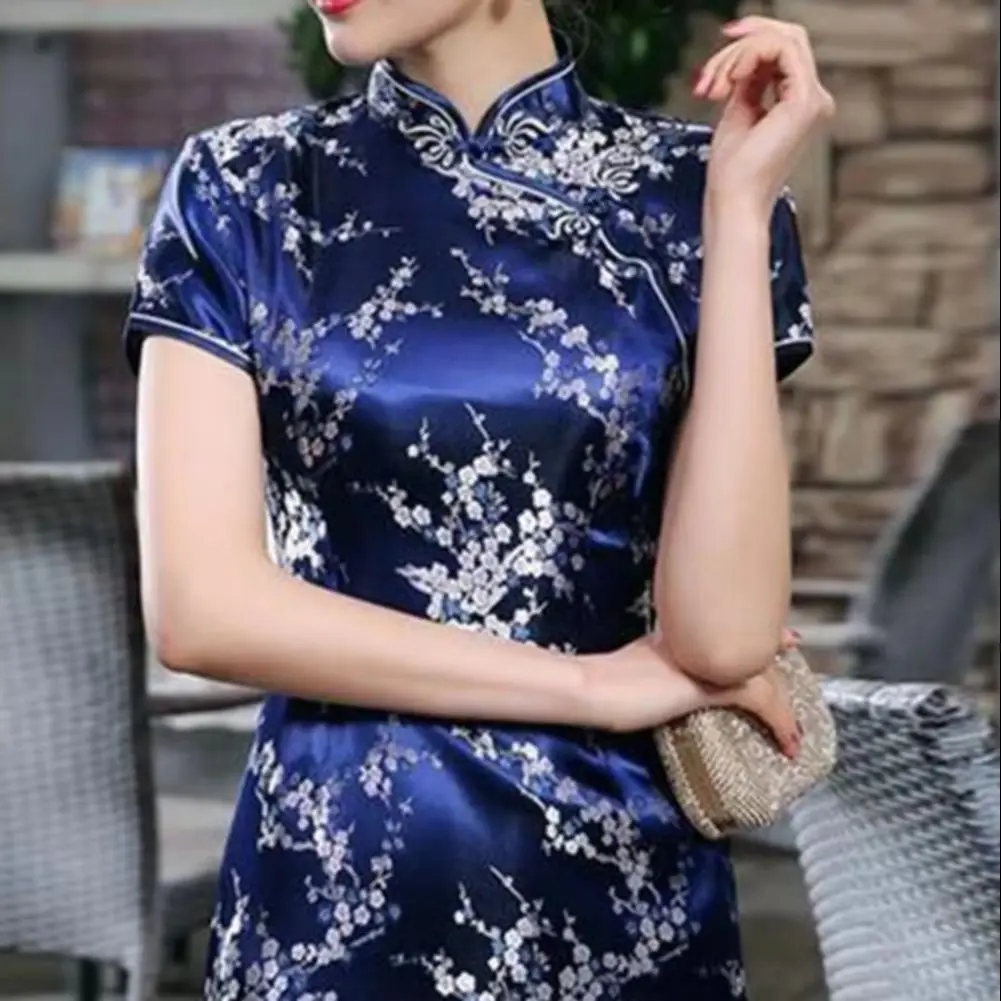 

Women Dress Chinese National Style Qipao Floral Embroidery Stand Collar Short Sleeves High Side Split Knot Buttons Cheongsam