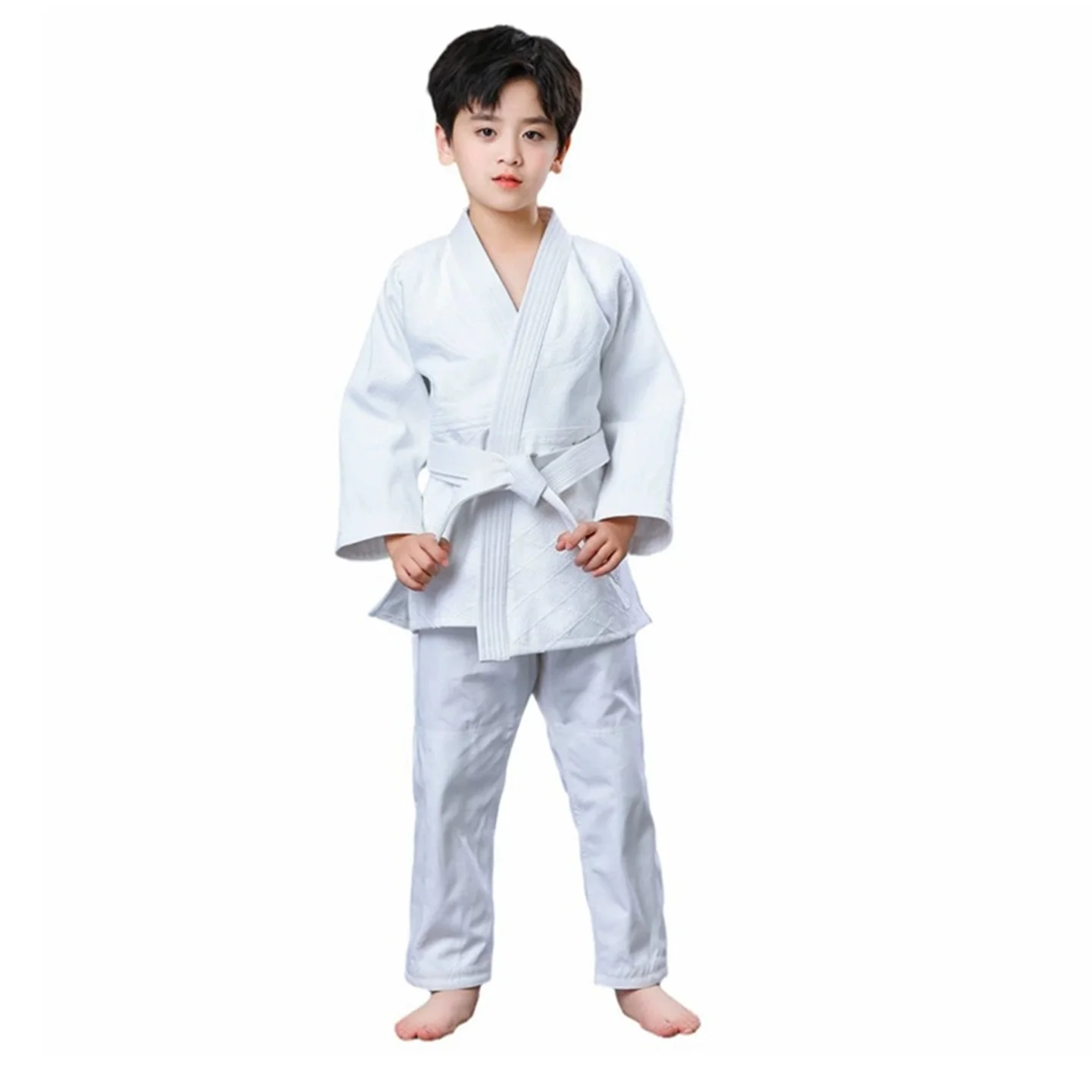 kimono-de-judo-–-tenue-d'entrainement-et-de-competition-norme-de-l'association-de-judo