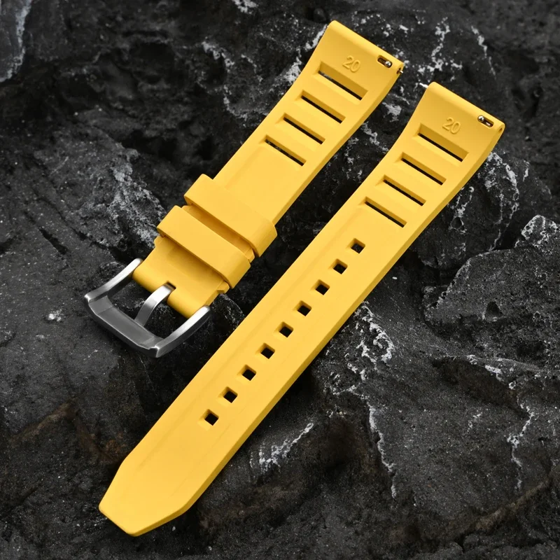 Fluoro Rubber Strap 19/20/21/22/24mm Breathable Holes FKM Quick Release Men Women Universal Diving Waterproof Replace Watch Band