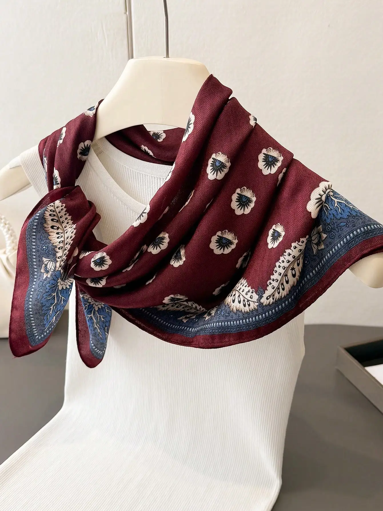 

Casual Paisley Floral Print Scarf Shawl Wrap For Women Holiday Travel Beach Accessory