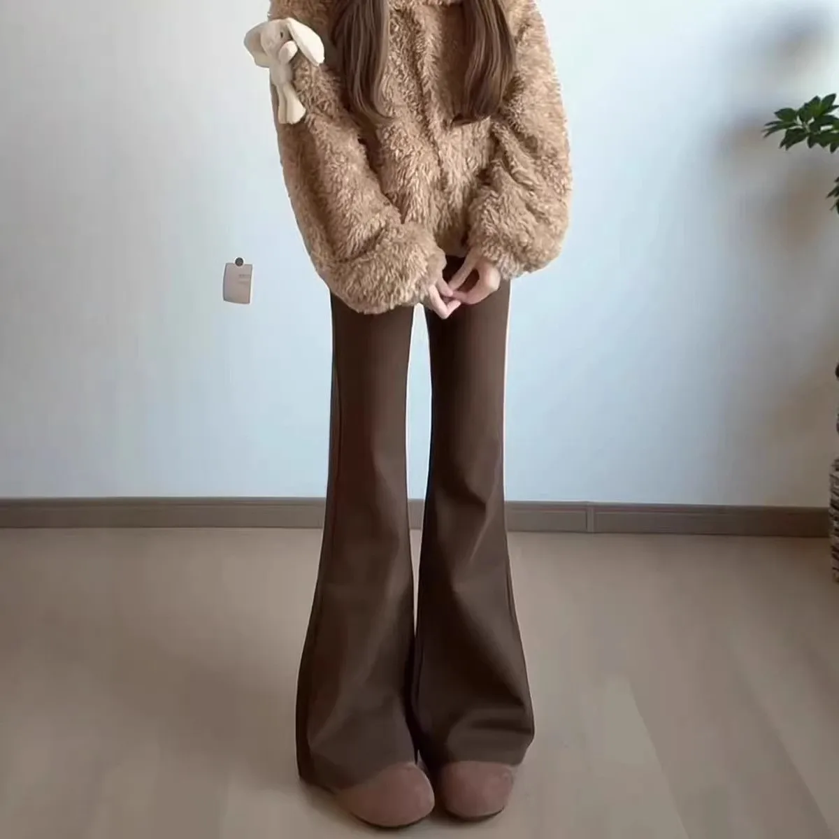 

Джинсы женские с высокой талией, прямые, слегка расклешенные, для коррекции фигуры, повседневные, из денима, с высокой эластичностью, для фигуры типа «груша», весна-осень