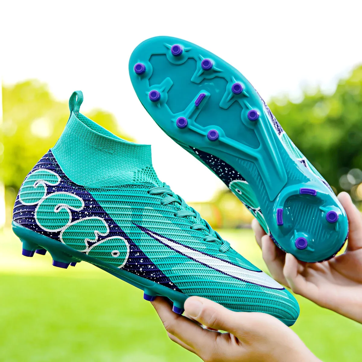 

Hight-quality Football Boots C.Ronaldo Competition Training Shoes Anti Slip Wear Resistant Fustal Soccer Shoes Chuteira Society