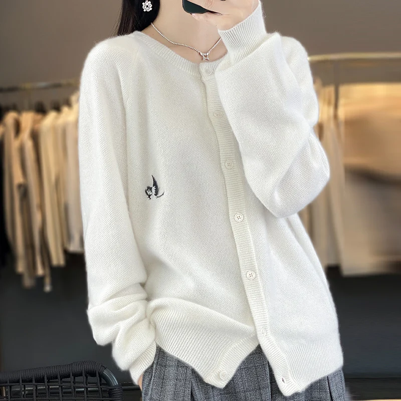 23 Autumn Winter New Woolen Sweater Women's Round Neck Long Sleeved 100% Pure Wool Loose Solid Color Embroidered Style Cardigan