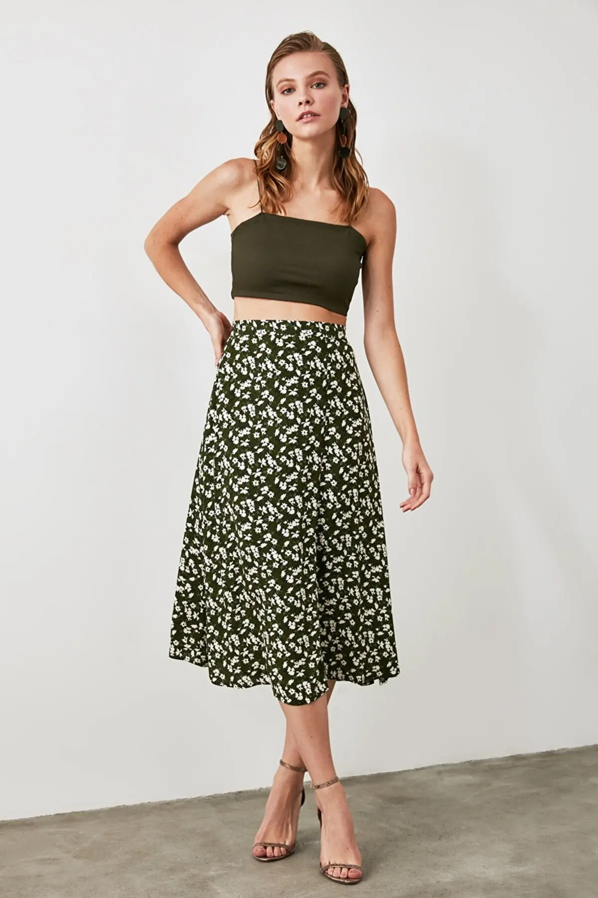 New Sezen Tile Floral Patterned Slit Detailed Skirt