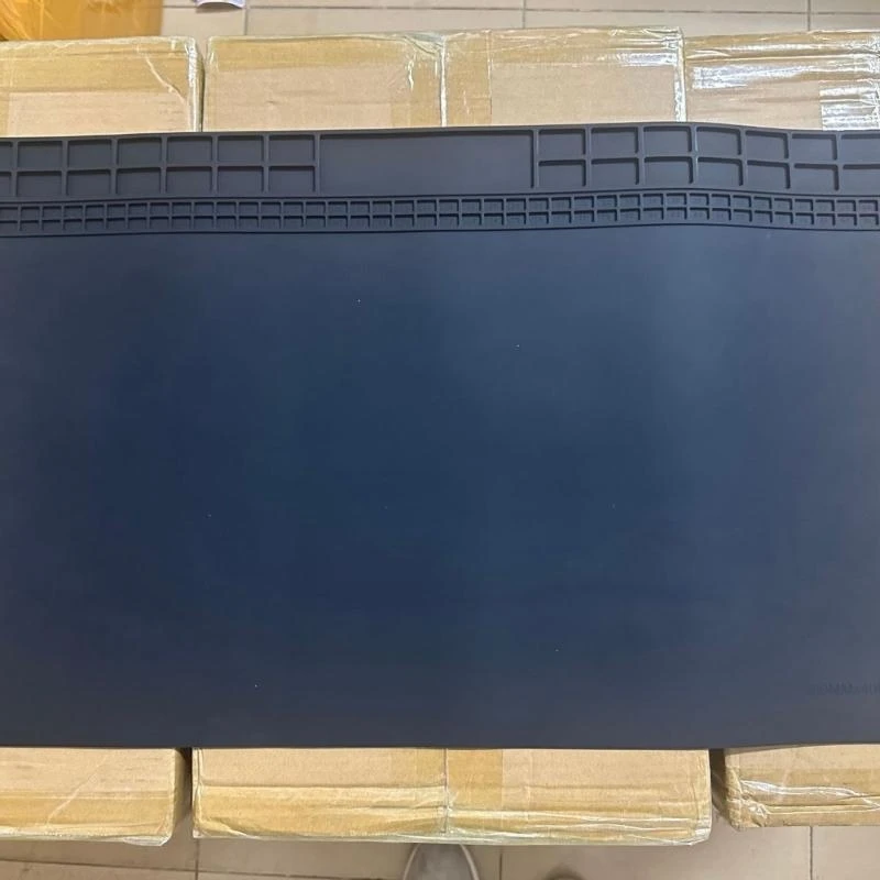 J0MC MAT HEALERING SILICONE LỚN 70X40CM PADBECH