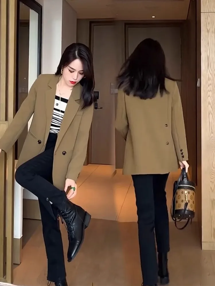 

Elegant Black Women's Suit Jacket Fashionable Korean Design High Quality Polyester Fabric Long Sleeve Button up Style