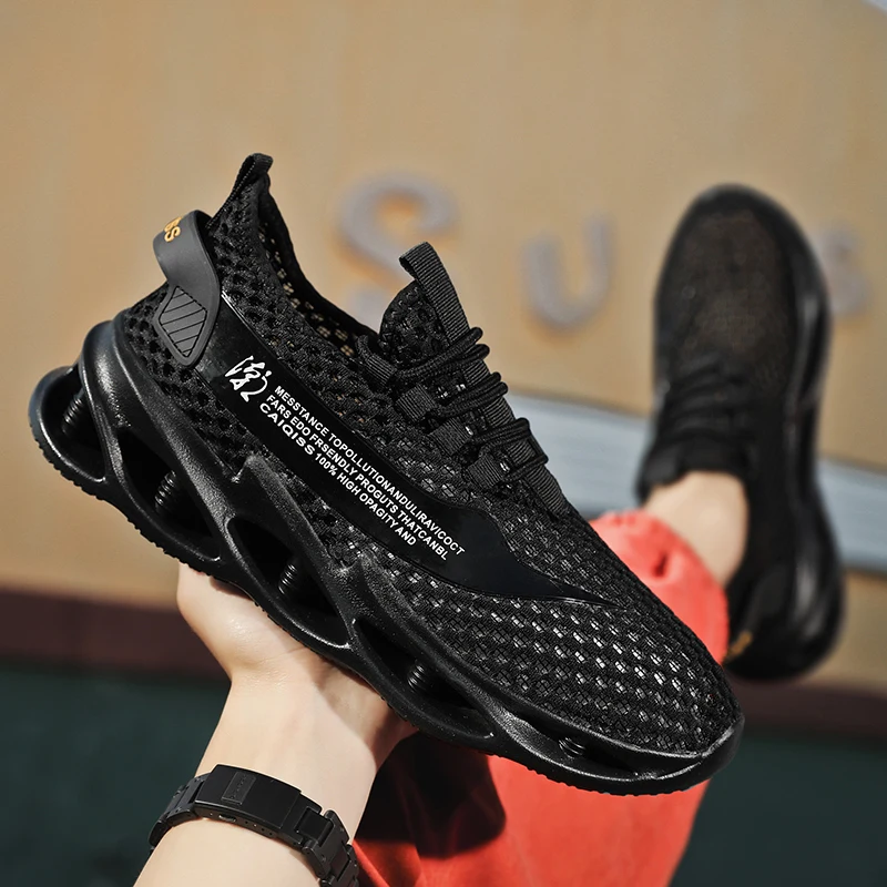 Summer Sports Shoes Breathable Sandals Men\'s Flat Shoes Mesh Running Shoes Free Shipping Promotion Round Toe Anti Slip Hiking