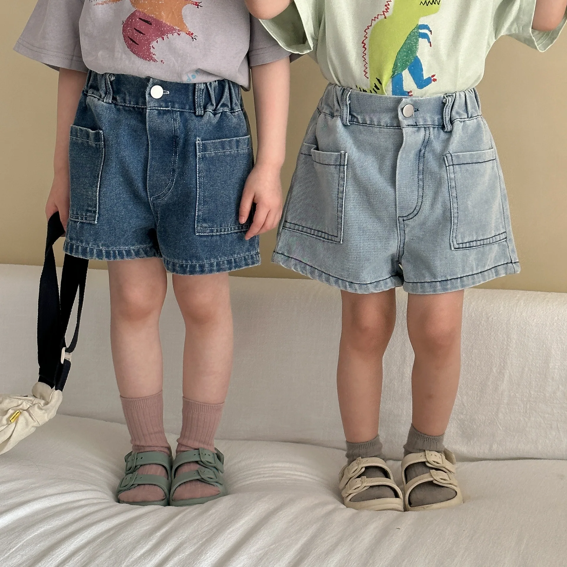 

Children's Jeans Short Pants 2025 Summer Hot Sale Big Pocket Girls Denim Pants Baby Loose Casual Trousers