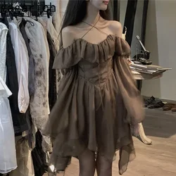 Gagarich Spring New Pure Lust Style Coffee Color Light Hot Girl Bell Sleeve Slash Spalla Vita alta Abiti a maniche lunghe