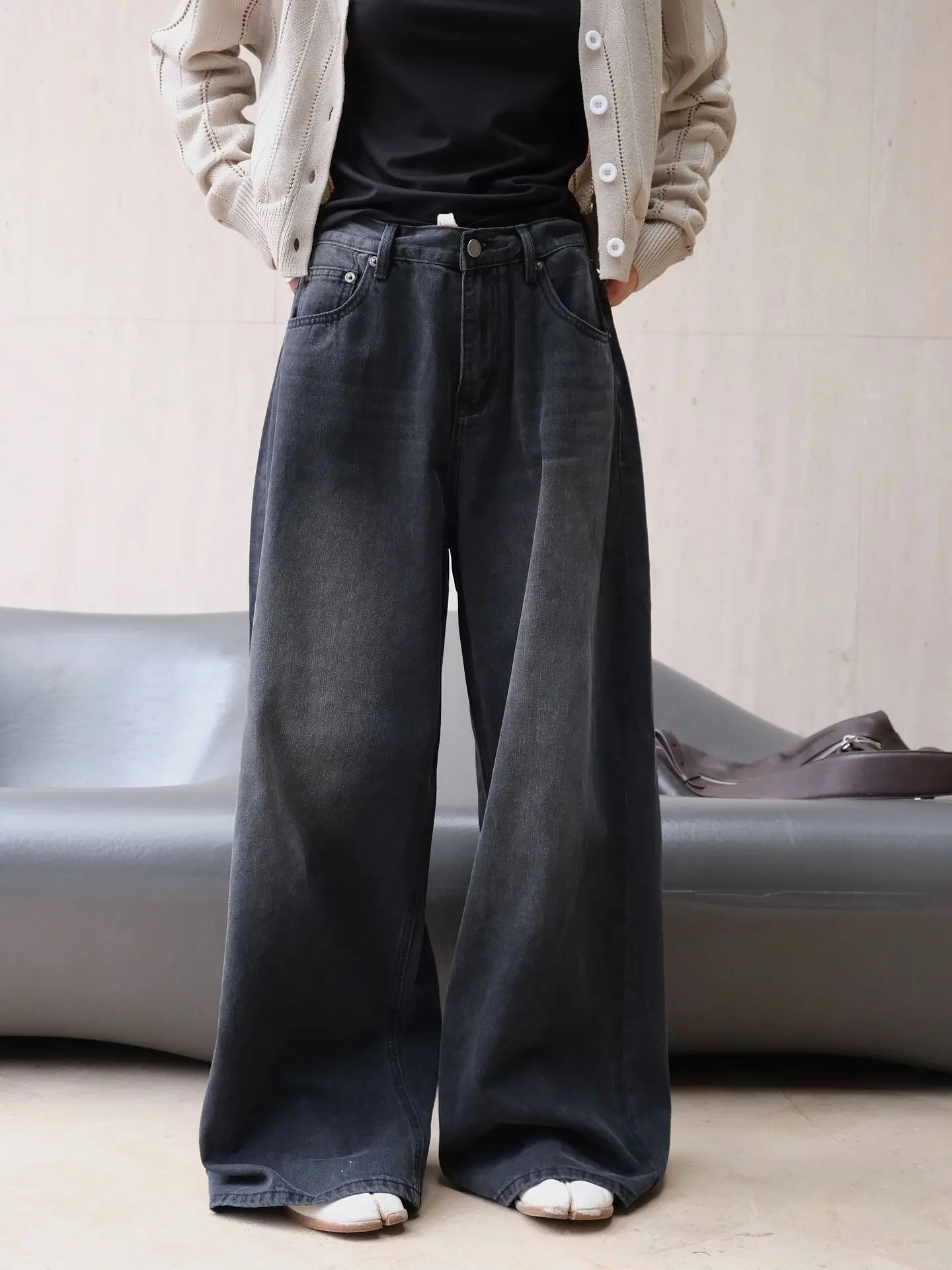 Autumn and winter women\'s casual solid color high waisted loose denim wide leg pants