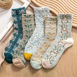 5 Pairs of Fashionable Harajuku Retro Women's Mid Tube Socks With a Court Style Novel and Cute Three-Dimensional Relief Socks