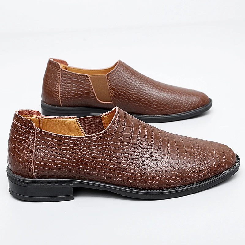 

New Crocodile Patterned Flat Bottomed Men Shoes Suitable for Business Leisure Suitable for Young Men Driving Lazy Shoes